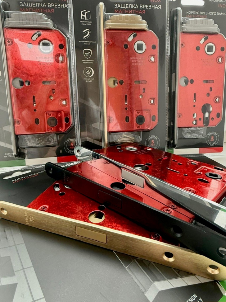 Корпус врезного замка MAGNM85C-50/BL INOX SSG-39 сатин. золото (блистер)