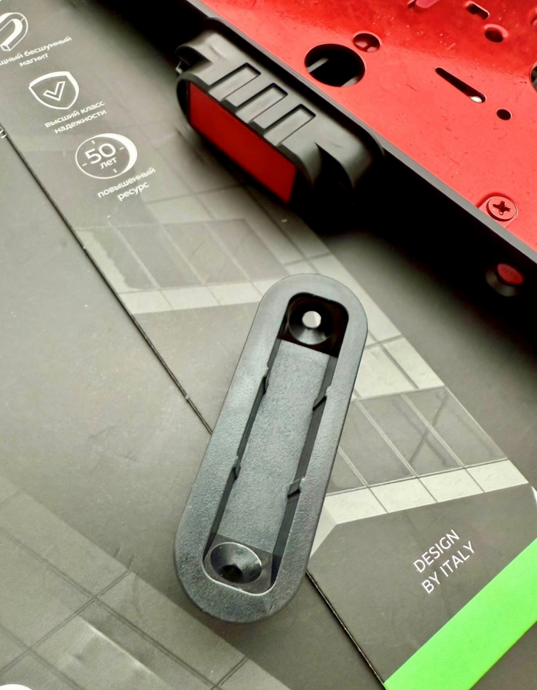 Корпус врезного замка MAGNM85C-50/BL INOX BL-24 черный (блистер)